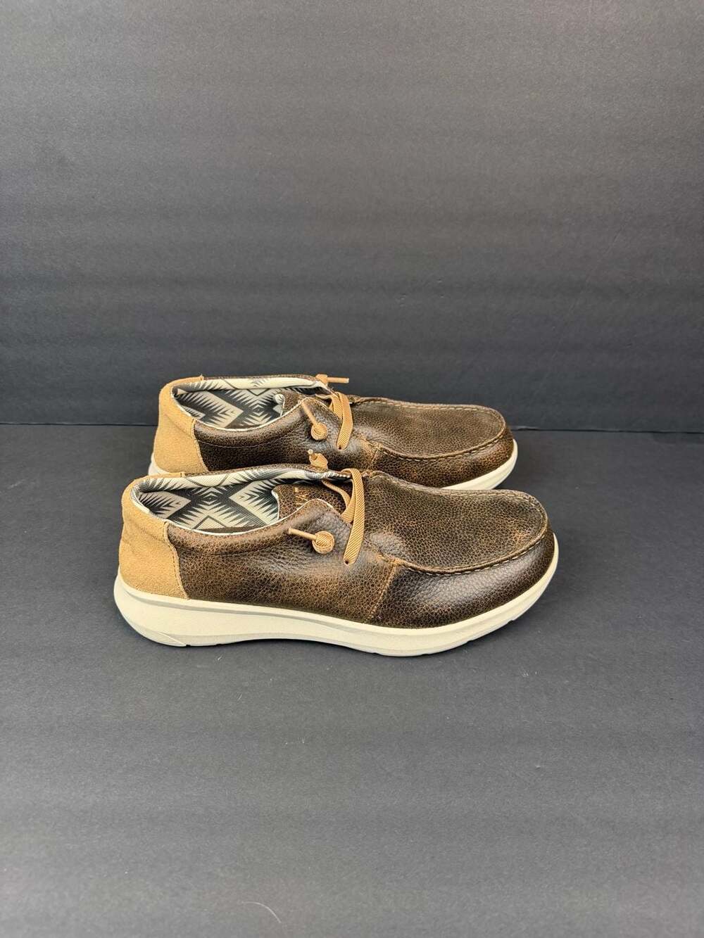 Ariat Brody Brown and Tan Hilo Men's Shoe Size 10.5D Style 10050976